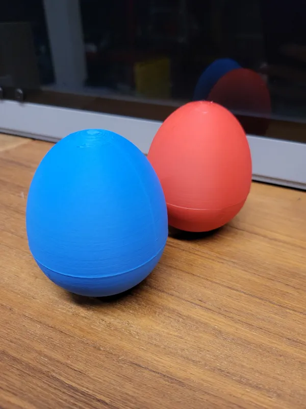 Œuf surprise de Pâques à fermeture magnétique