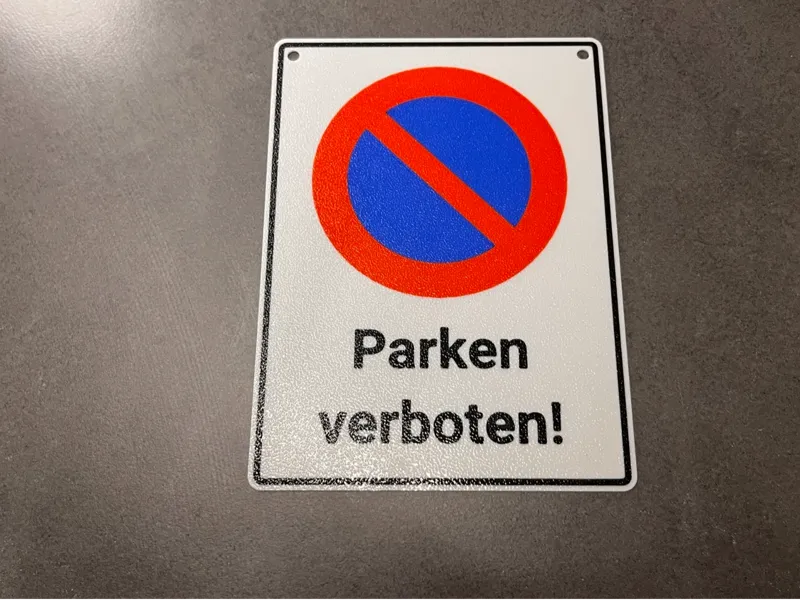 Schild Parken verboten
