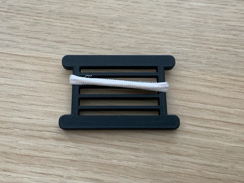 Hairtie-holder
