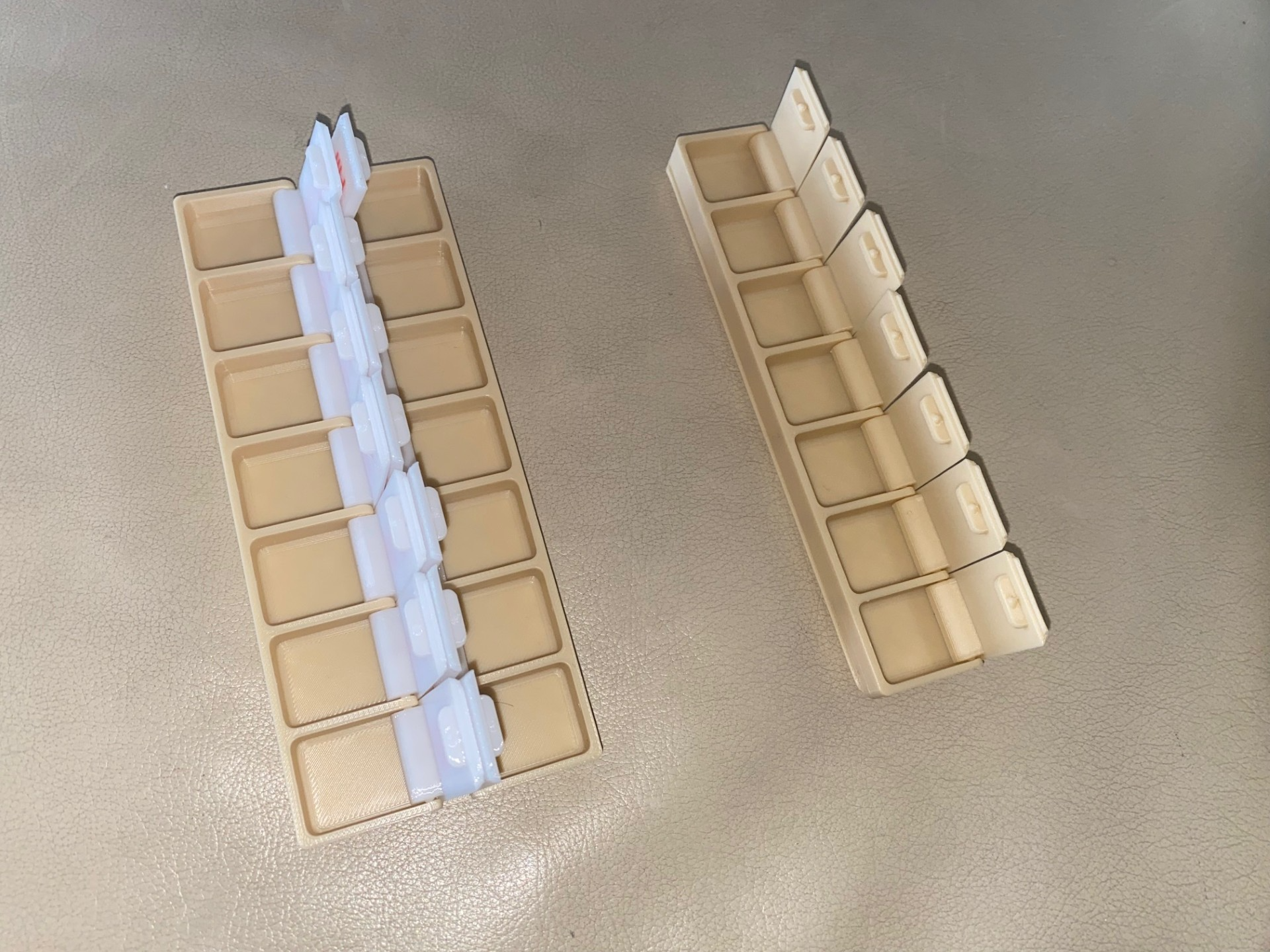7 / 14 Day Hinged Pill Boxes