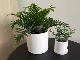 Simple minimalistic planters