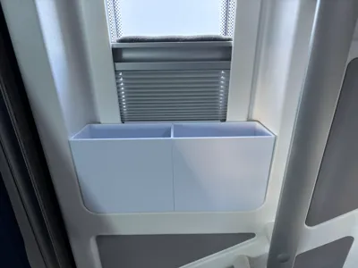 Box for Bürstner Lineo T690 door window area
