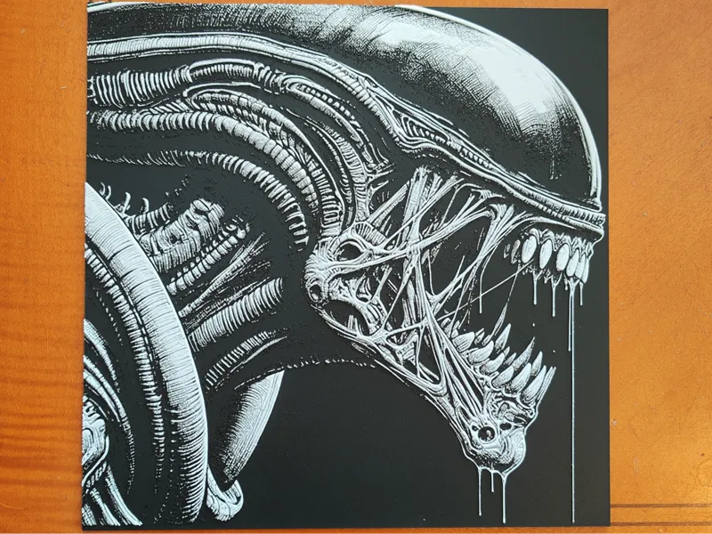 Alien Xenomorph - Hueforge