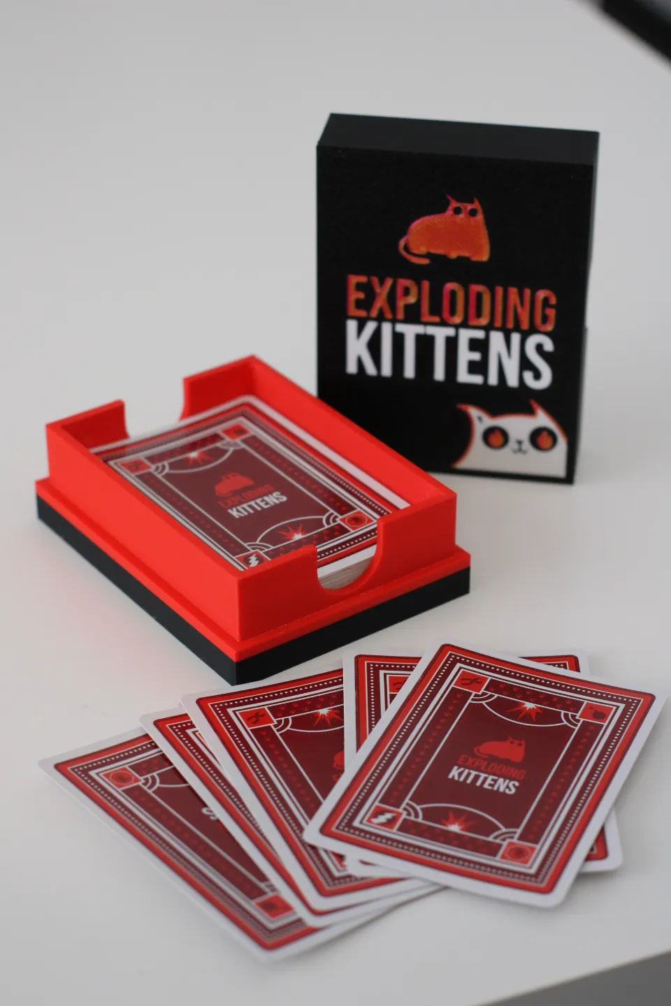 Exploding kittens card box by Benchymaker - MakerWorld
