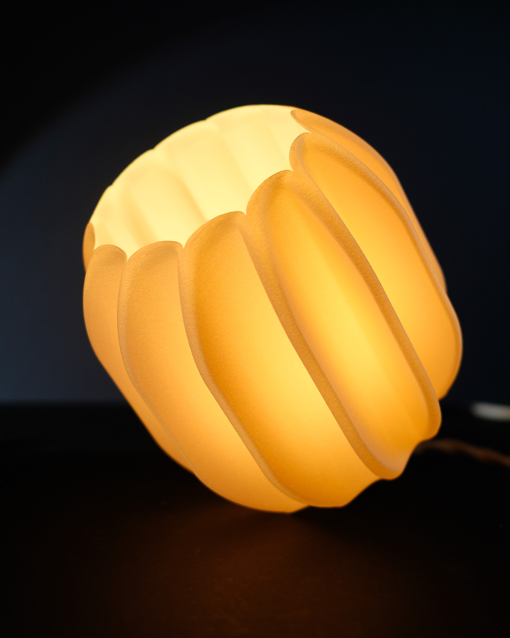 Elegant Finned e27 Lampshade. Easy Print - 1