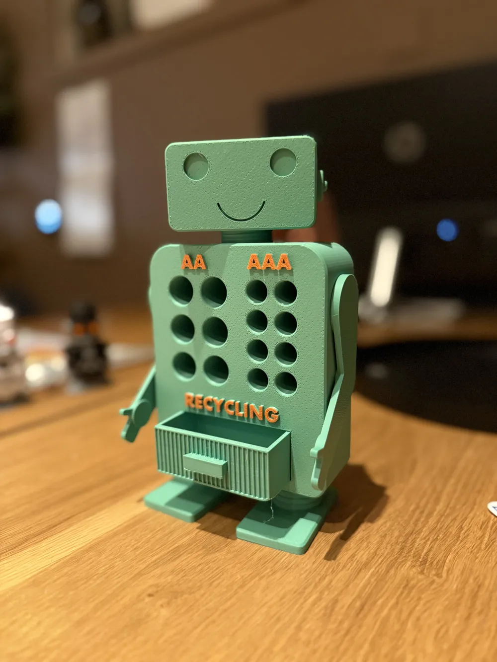 Battery Bot – The Friendly Battery Organizer - Free 3D Print Model ...