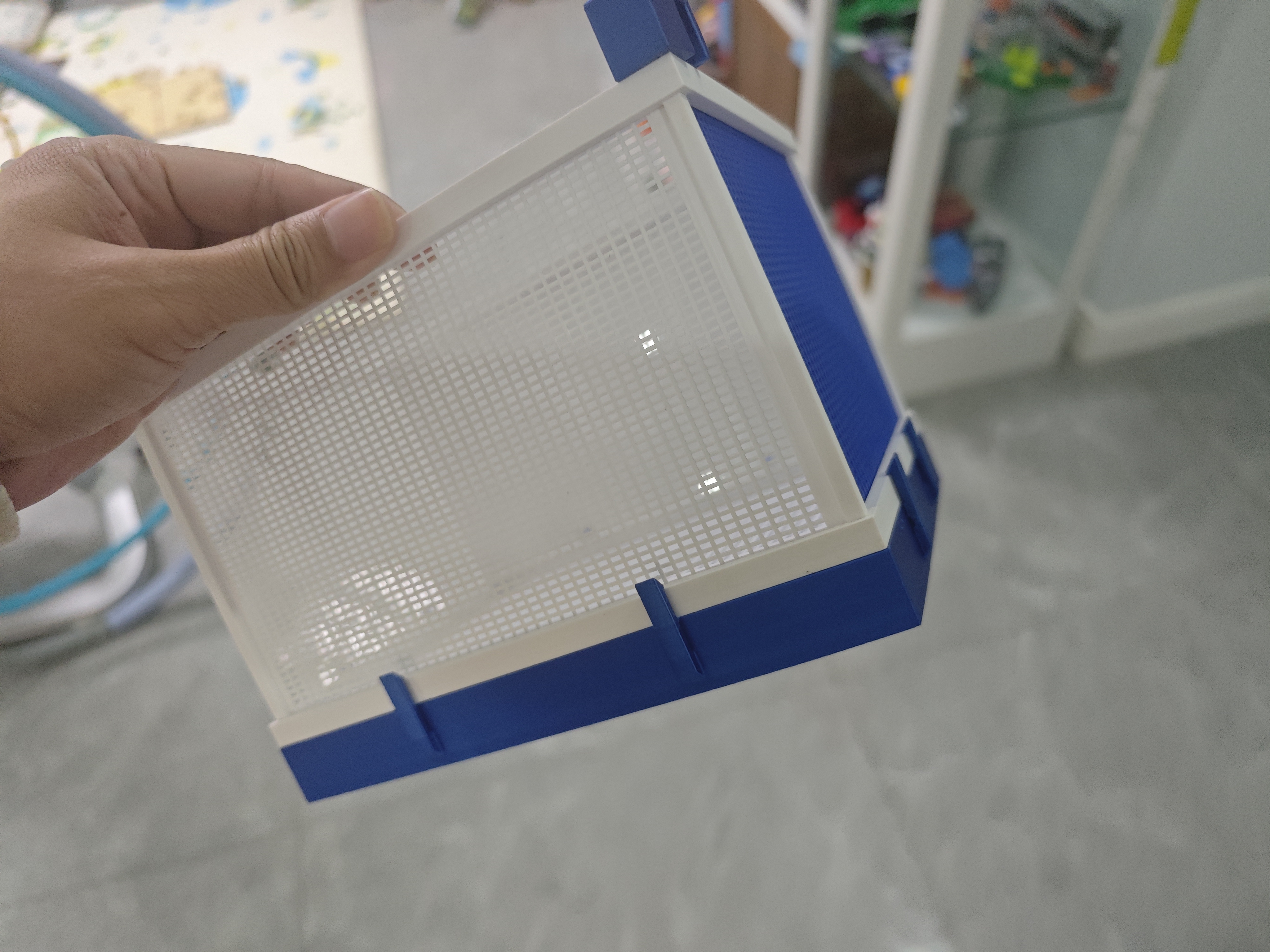 Miniatura 11 do modelo 3D 鱼缸隔离盒 孵化盒 繁殖盒  可调高度 适配各种厚度鱼缸