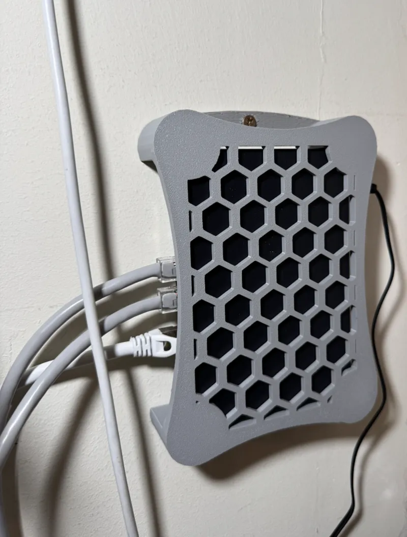 SODOLA Umanaged 6 Port 2.5G Switch wall mount