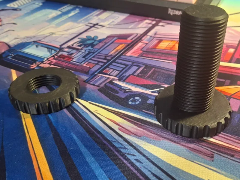 Screw and nut fidget toy