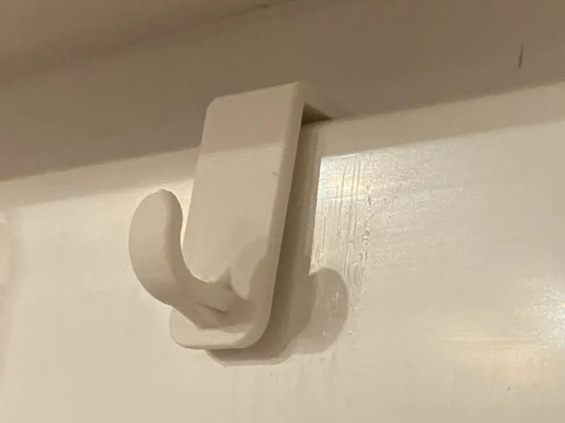 Tür- und Fensterhaken