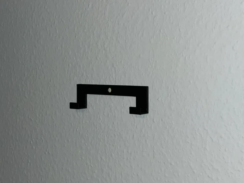 Album cover wall mount