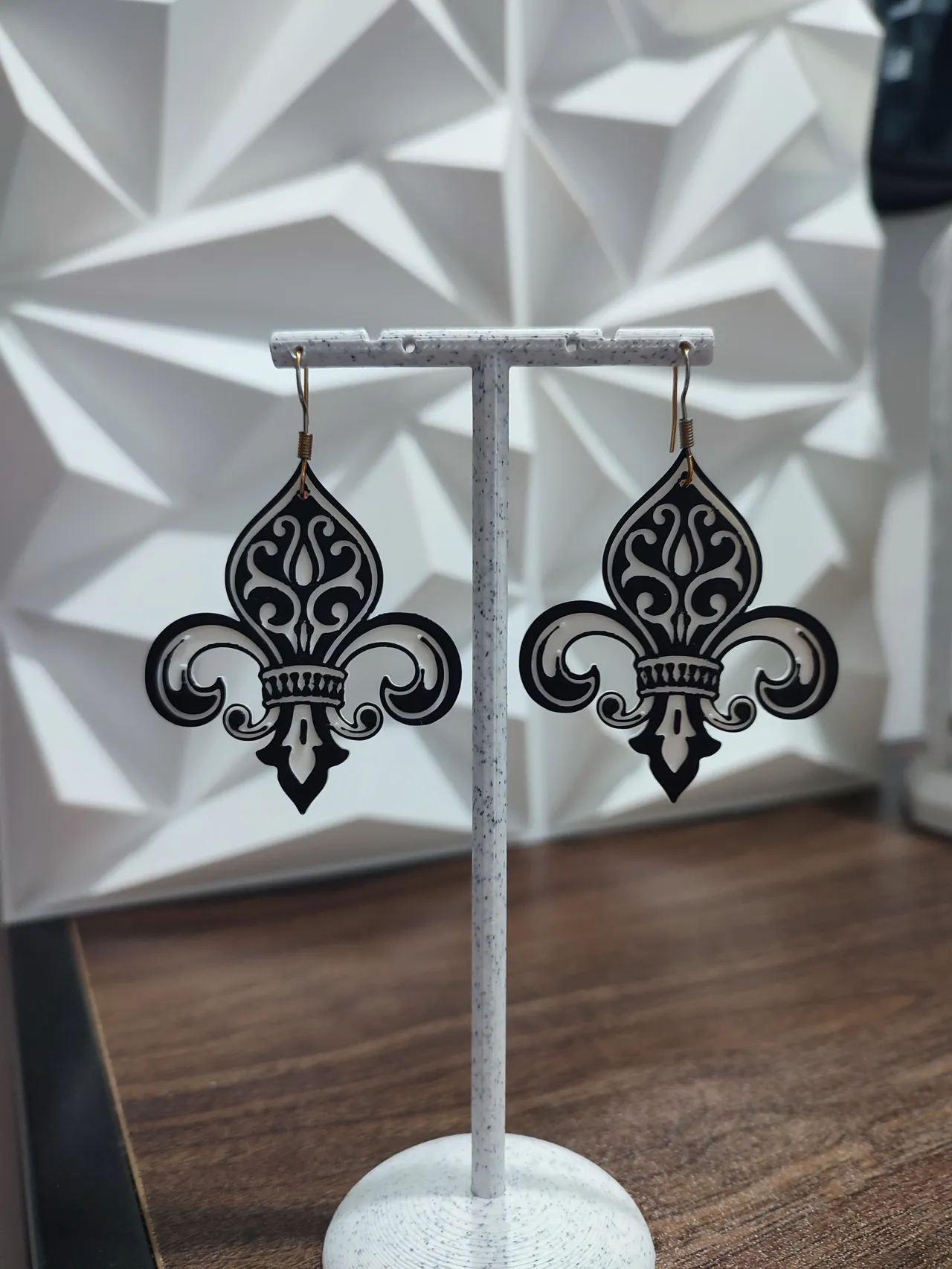 Aretes Lirio de Orleans view 2