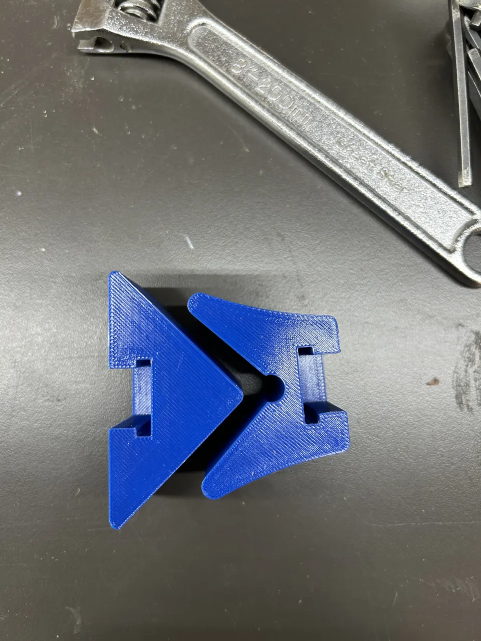 Corner clamp adapter for Irwin quick-grip view 4