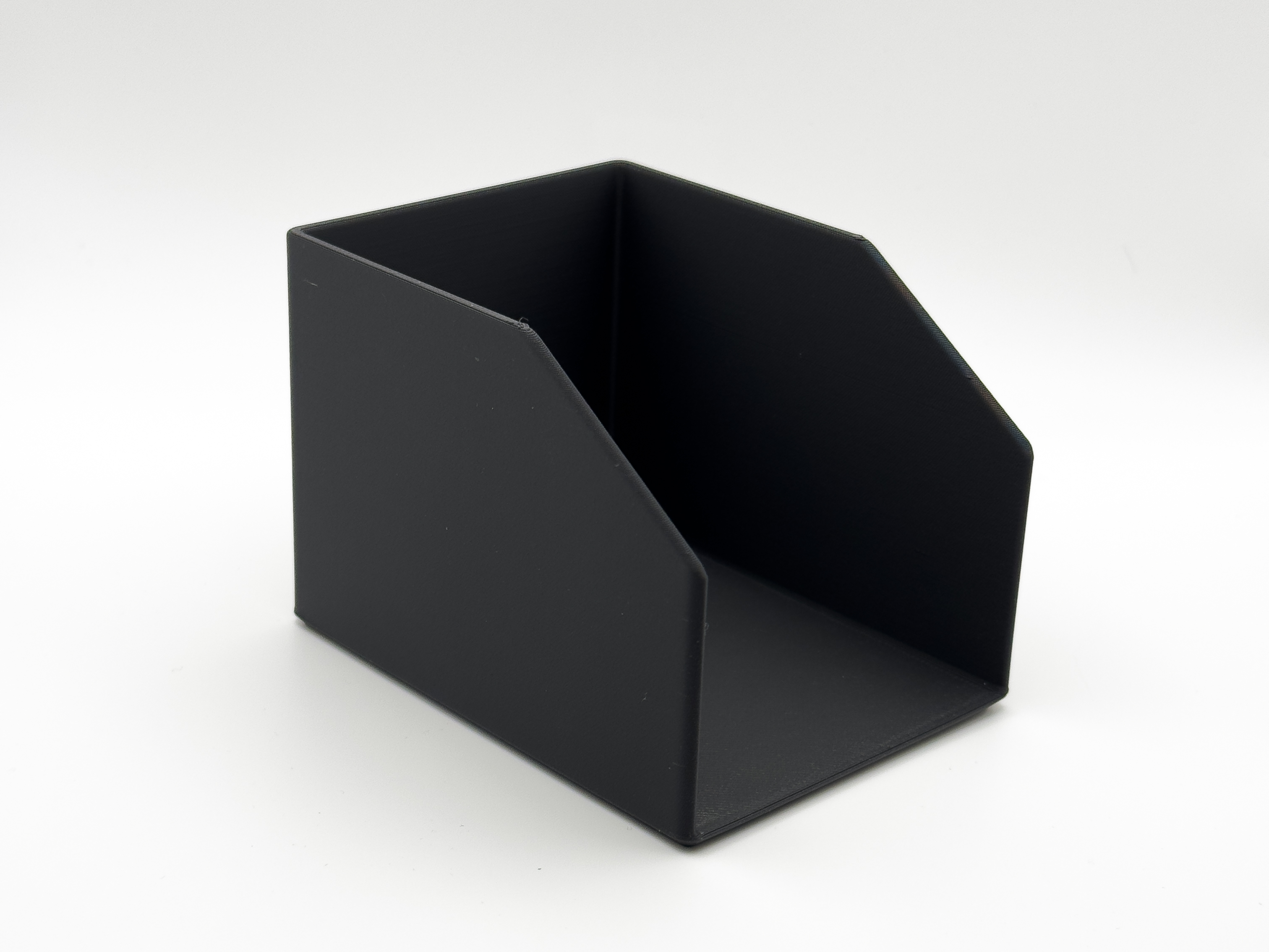 Miniatura 2 do modelo 3D MTG Commander Deck Box – Lockable
