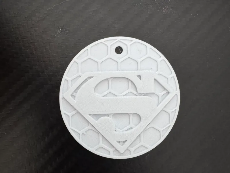 Superman Honeycomb Keychain