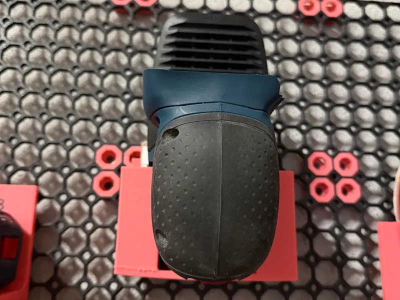 Multiboard - Bosch Cordless Sander (GSS 18V-10)