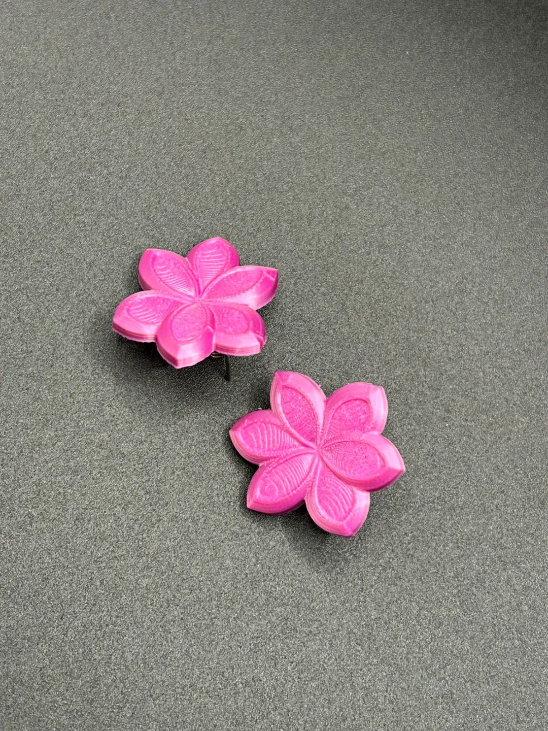 earrings_flower_texture view 2