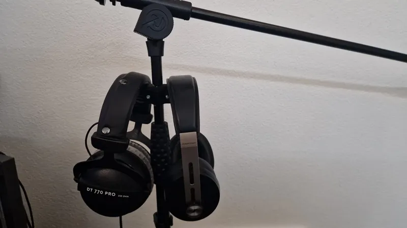 Headphone Holder for Mic Stand
