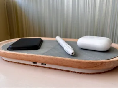 Wooden tray with usb-c charger