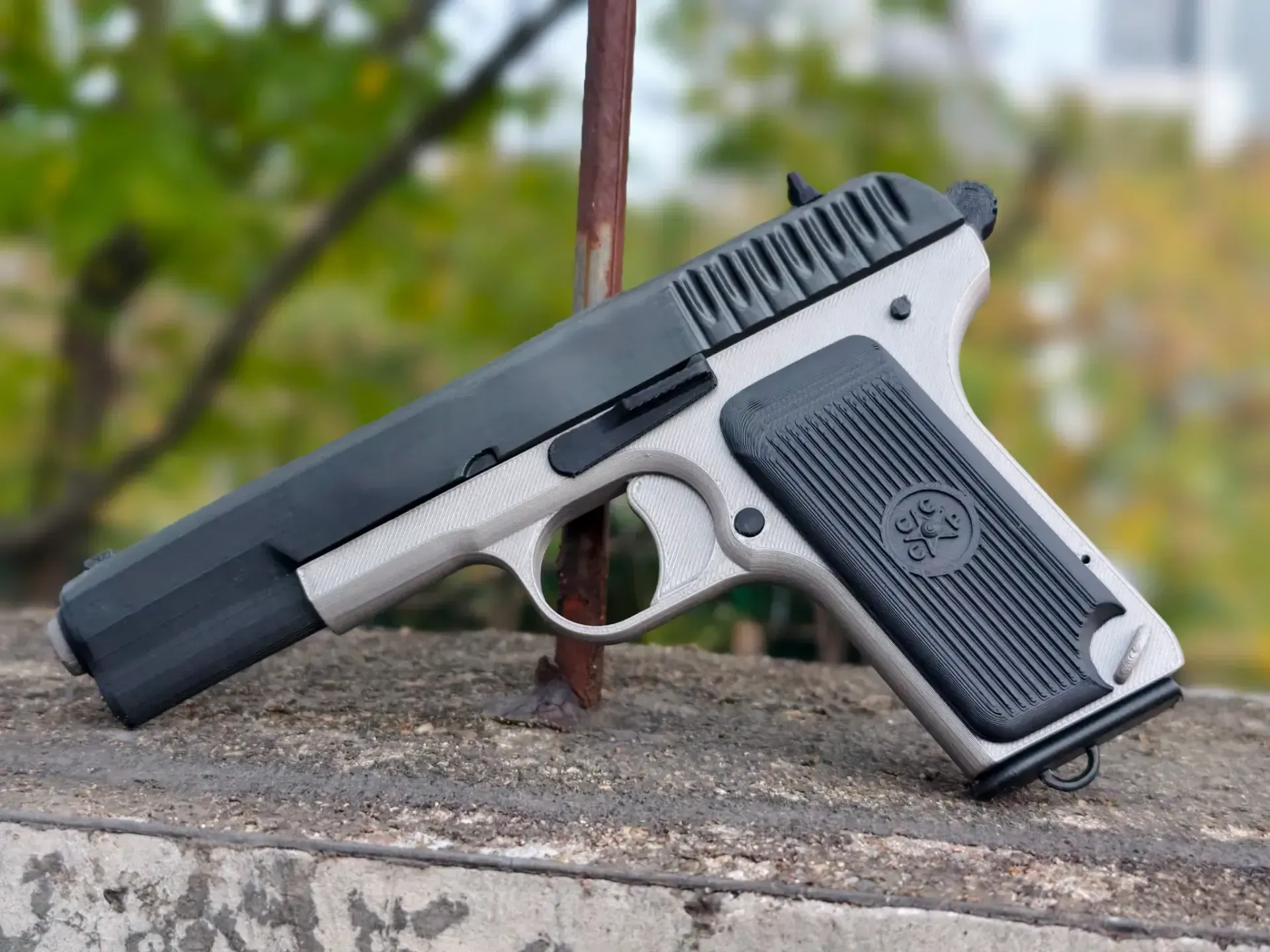 SU Tokarev TT-33 Pistol Toy Model - 1