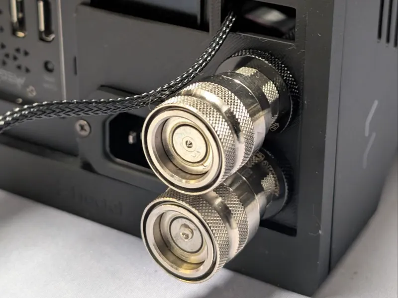 Fractal Design Terra pass through for watercool