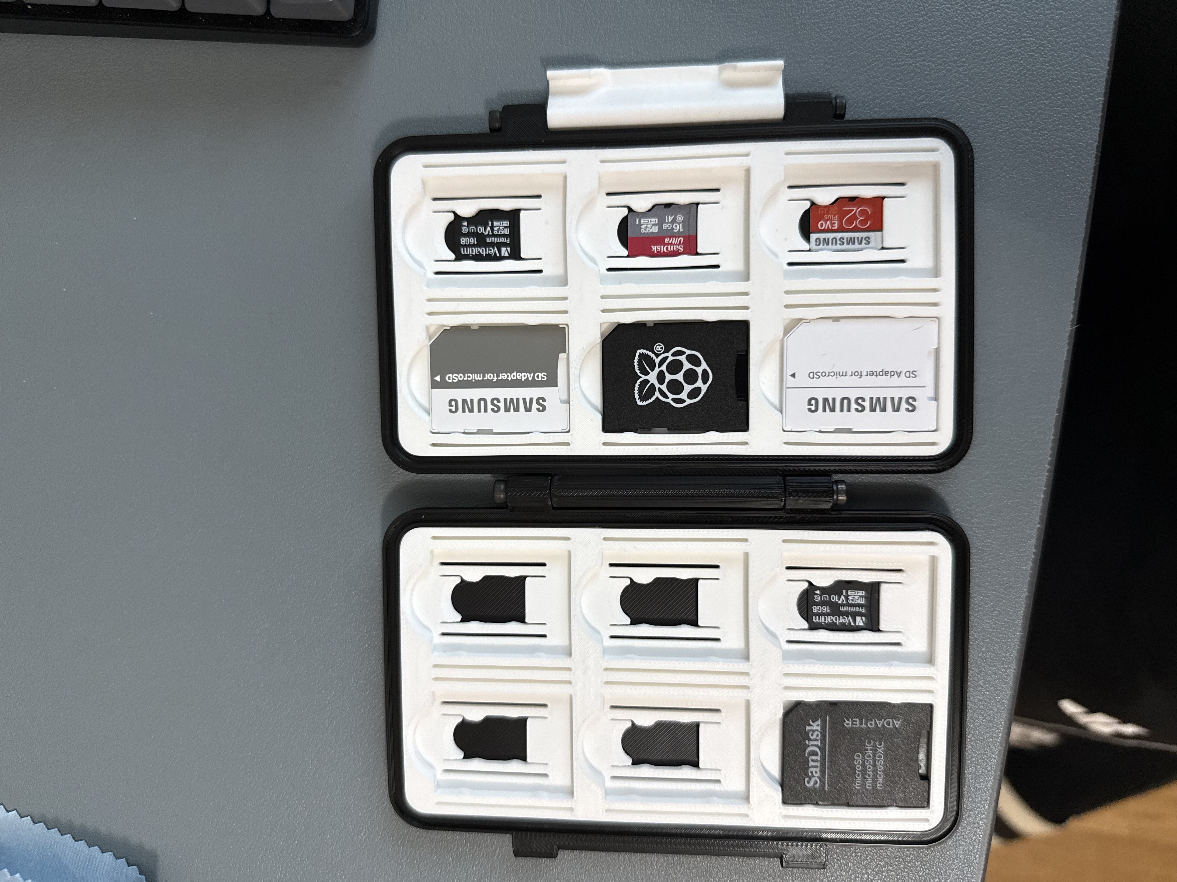 Miniatura 5 do modelo 3D SD Card Case - SD & Micro SD
