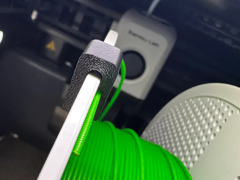Filament Clip V2 – Improved Spool End Holder