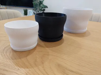 Modern Ribbed Flower Pots / Planters