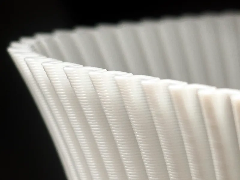 Serpentine Ribbed Planter