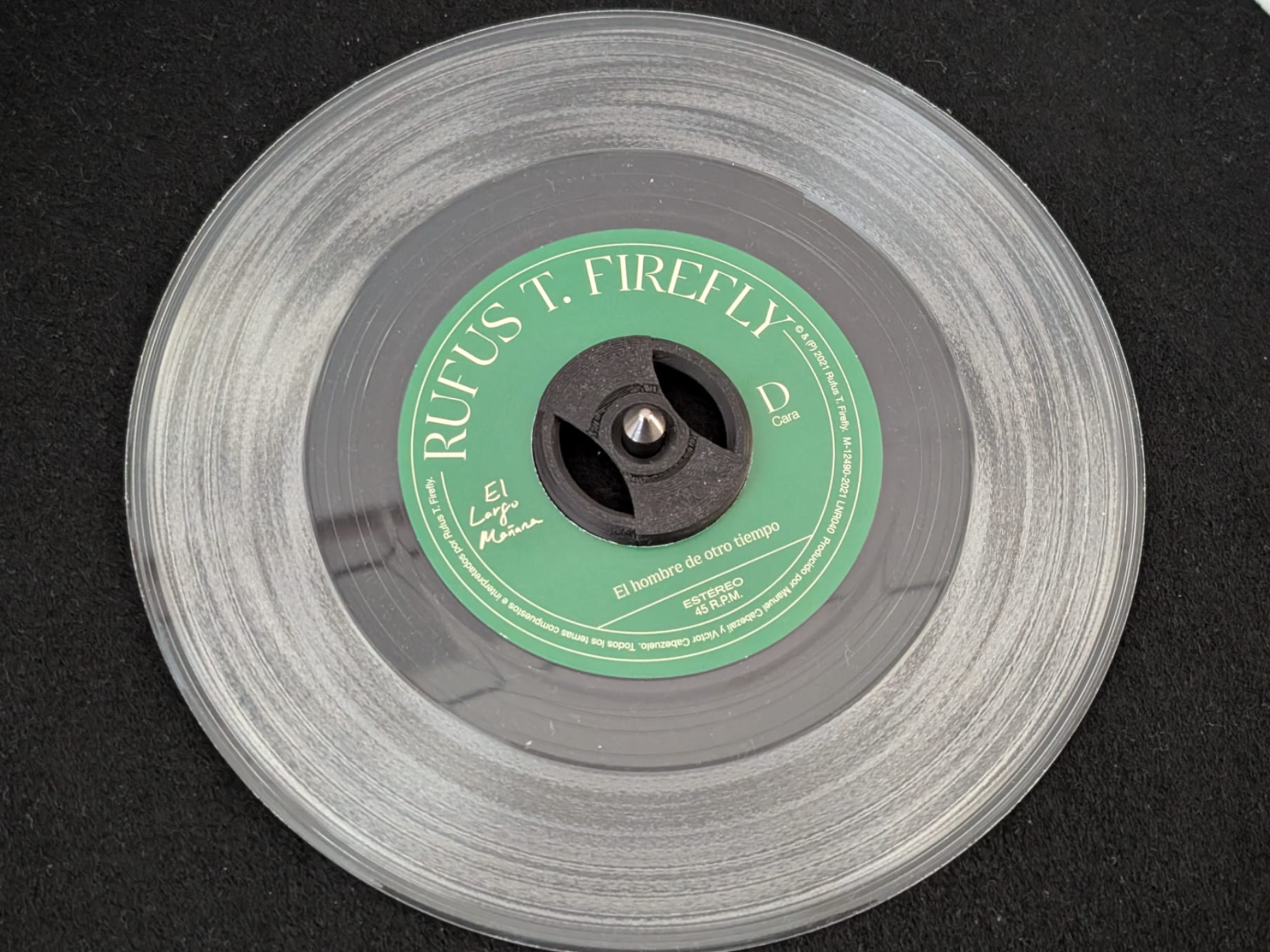 45rpm vinyl record adapter - Turntable accesory