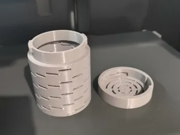 Spool Desiccant Canister