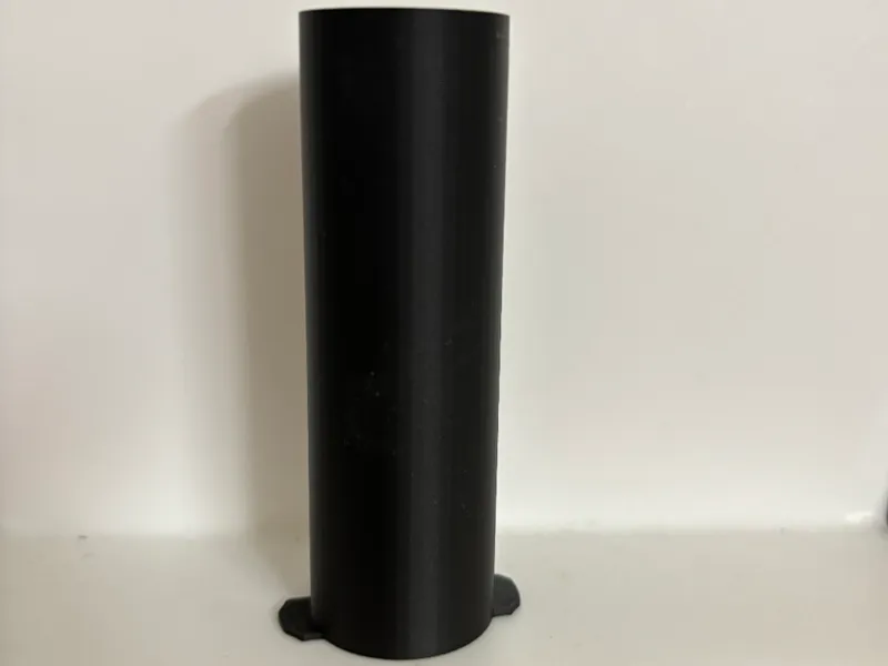 Penn-Plax undergravel filter riser tube.