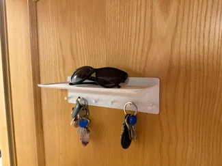 KeyShelf 240 – Ablage mit 6 Haken