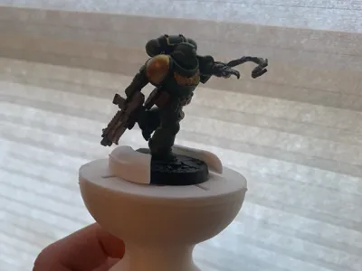 Model Holder