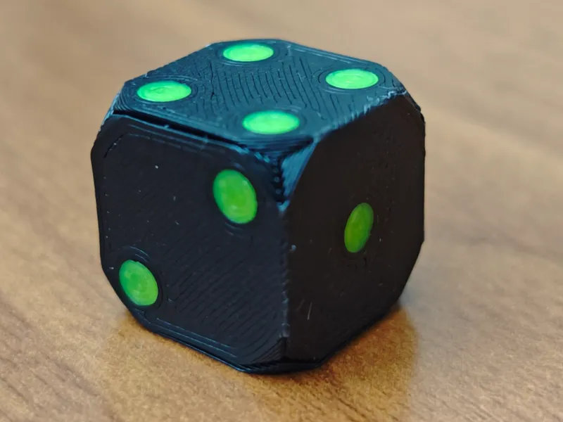 6-sided folding dice with dots