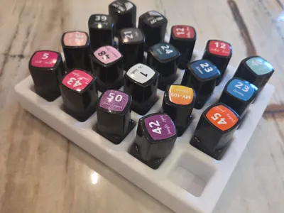 nail polish holder 27x27