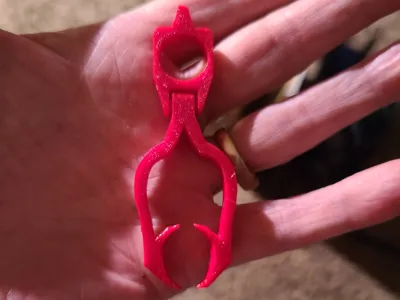 Dragon Display Stand Multisize Adapter Clip
