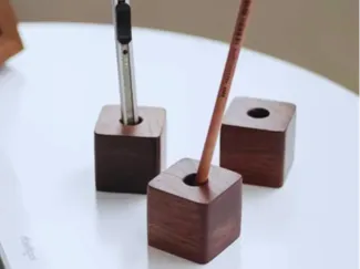 fast print - minimalist pen / pencil holder.