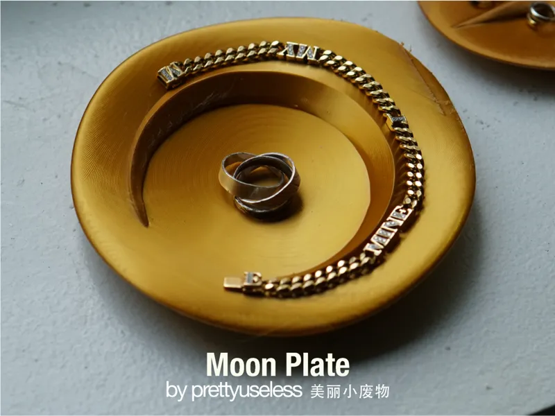 Moon Plate