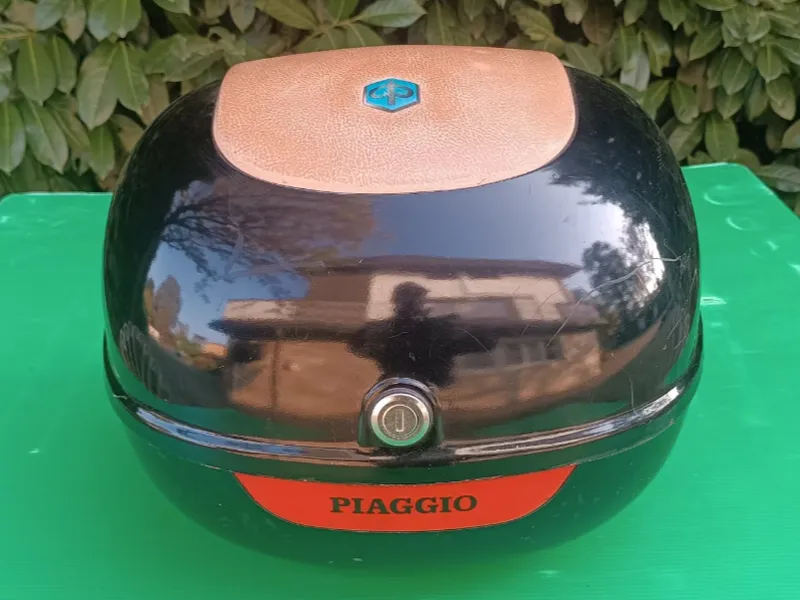 Vespa et4 trunk hinges