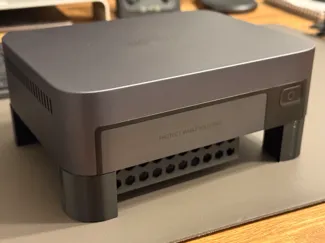 UGREEN NAS DXP480T Plus Standfüße für Cooling Mod