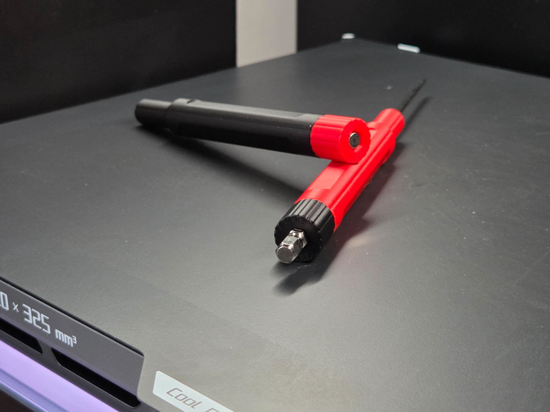 Magnetic Screwdriver Handle with Bit Storage 6.35
