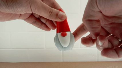 Christmas Gnome Fidget Toy - Spinning Keychain