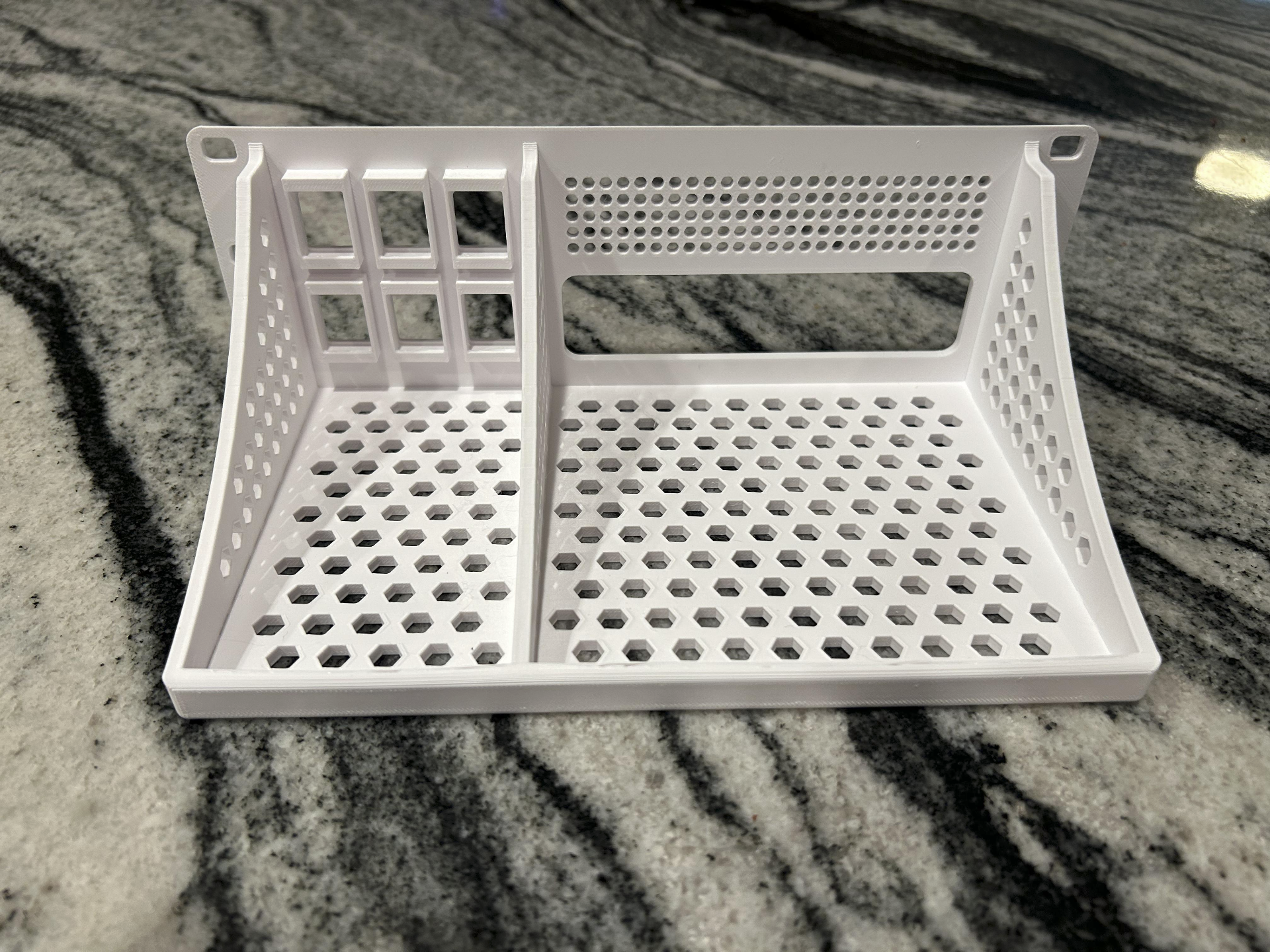10-Inch Mini PC Rack Mount Shelf (2U) 6x Keystones