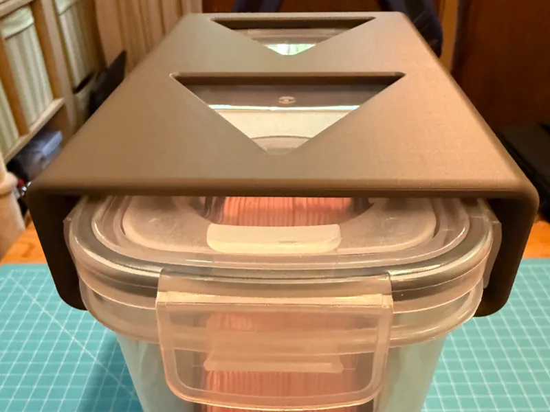 Side Mount Holder for 4L Filament Containers