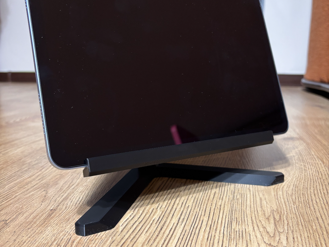 Universal tablet stand HQ ipad and other