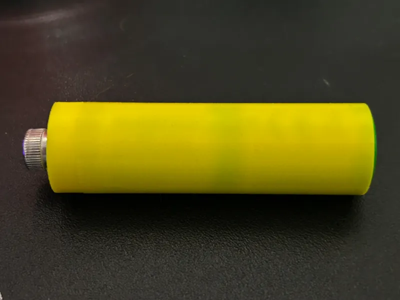 CR2-to-18650 Battery Adapter - Dual-Voltage lights