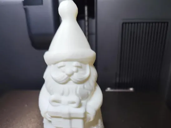 Santa with gift ( EASY PRINT 0% INFILL )