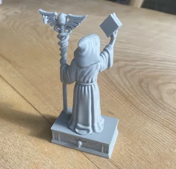 Escenografía en miniatura: Grimdark Trench Crusade Saint Statue Terrain — vista de referencia 5