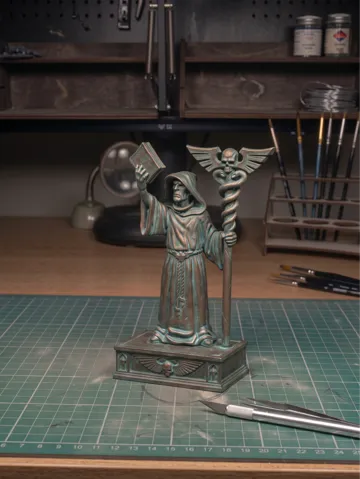 Escenografía en miniatura: Grimdark Trench Crusade Saint Statue Terrain — vista de referencia 2